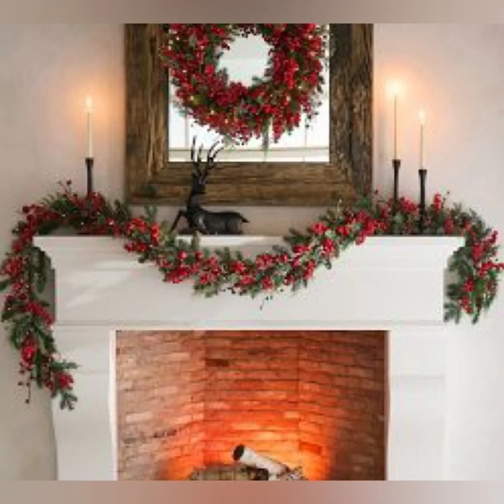 New Pottery Barn Faux Lit Mixed Berries Garland, 5’